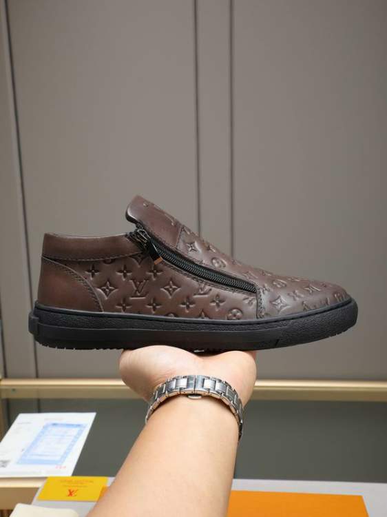 Picture of Louis Vuitton Shoes _SKULVsz38-44hnq121615821